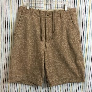 Roundtree & York Tan/Cream Mens Short Size 34